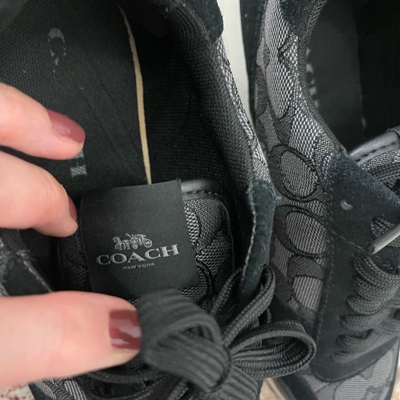 Coach shoes snickers. Wore couple of times. Like new. Size 7 - Picture 7 of 9